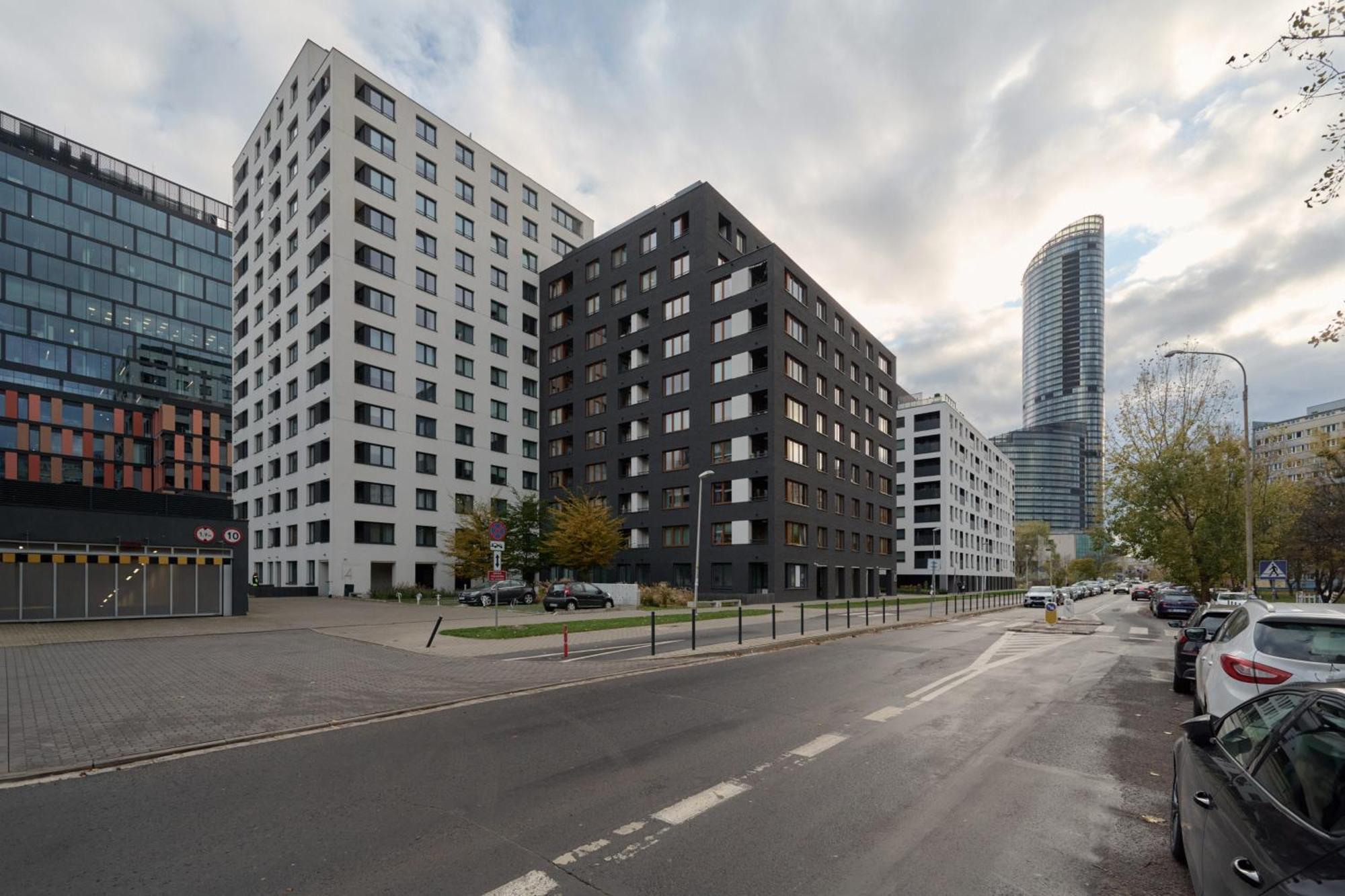 Luxurious Apartments With Balcony & Parking Gwiazdzista Wroclaw By Noclegi Renters Ngoại thất bức ảnh